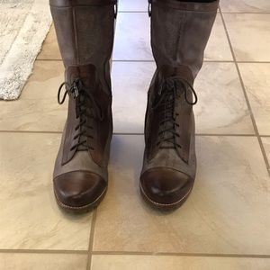 Antelope mid calf boots size 40